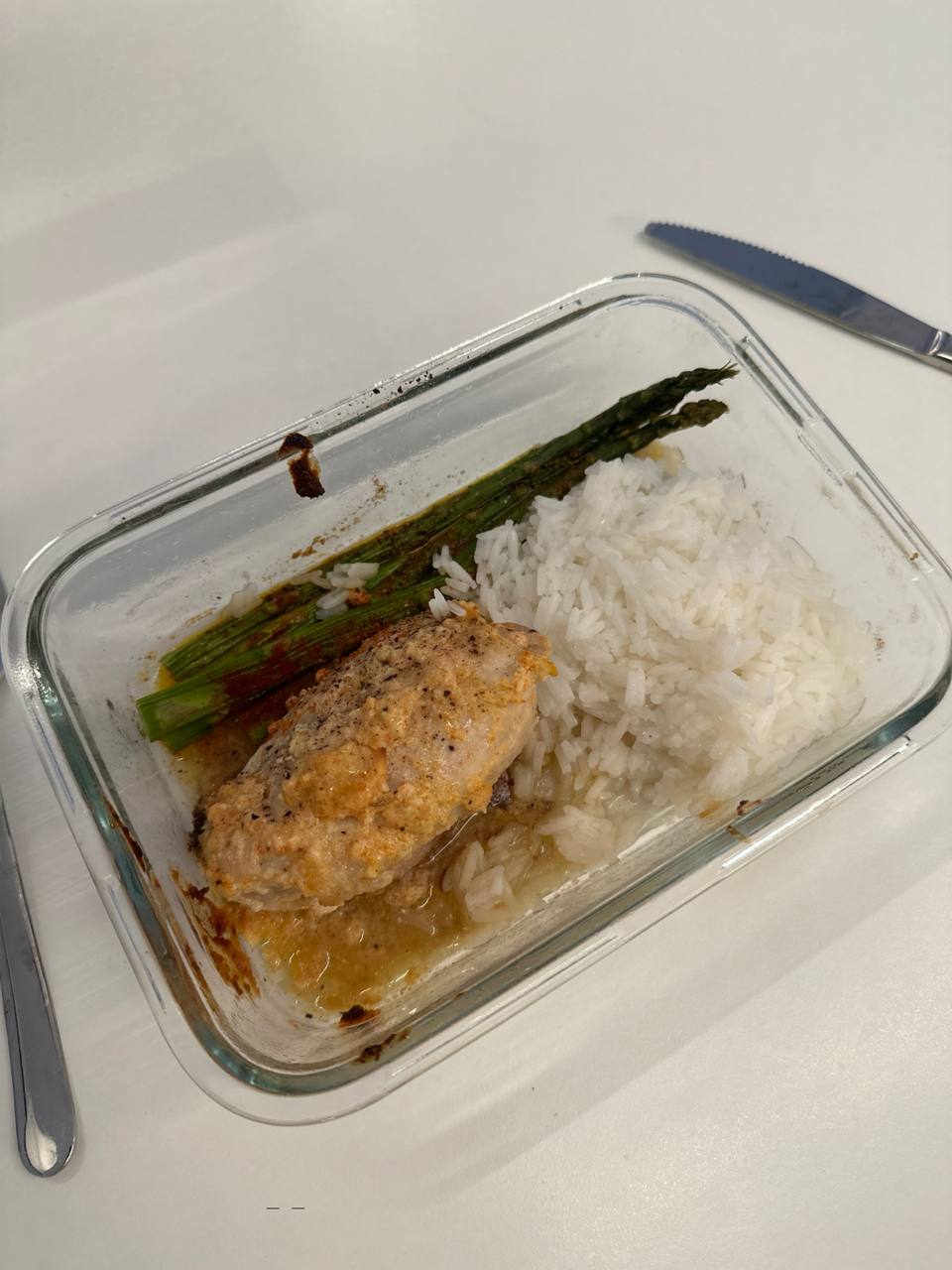 Grilled Chicken Breast With White Rice And Asparagus