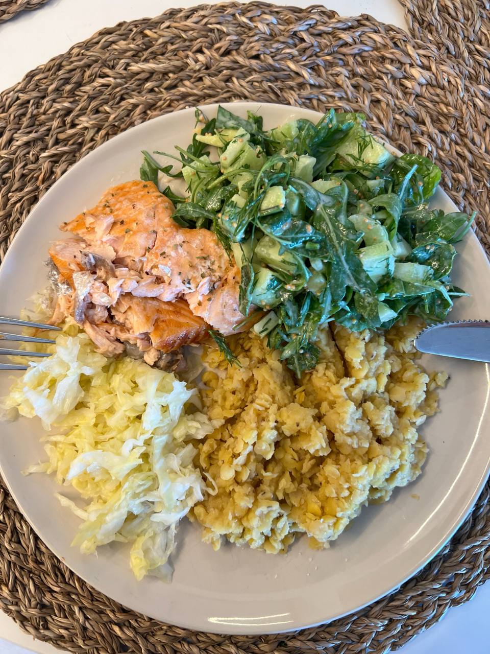 Mixed Meal With Salmon, Salad, And Mashed Legume/vegetable