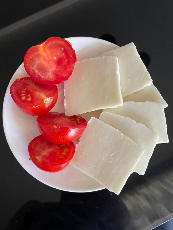 Cheese and Tomato Slices