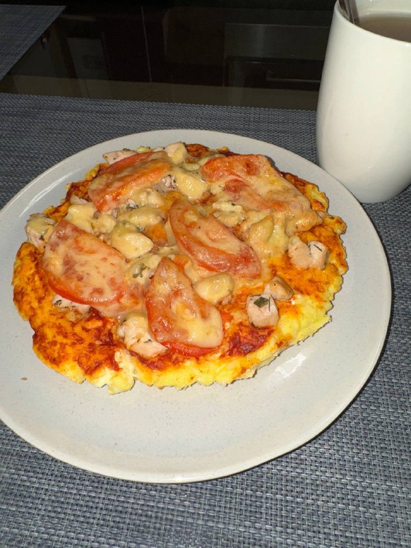 Chicken And Tomato Pizza With A Cauliflower Crust