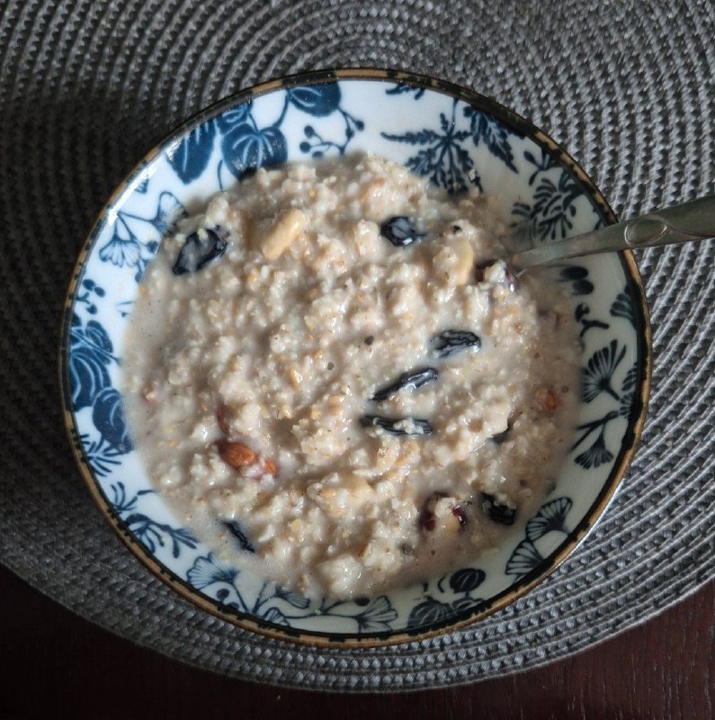 Porridge With Nuts And Dried Fruit
