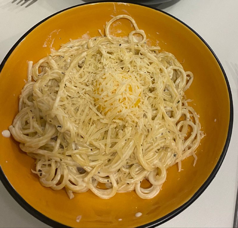 Spaghetti With Cheese
