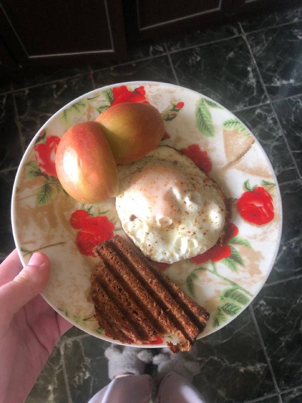 Fried Egg With Toast And Apple Slices