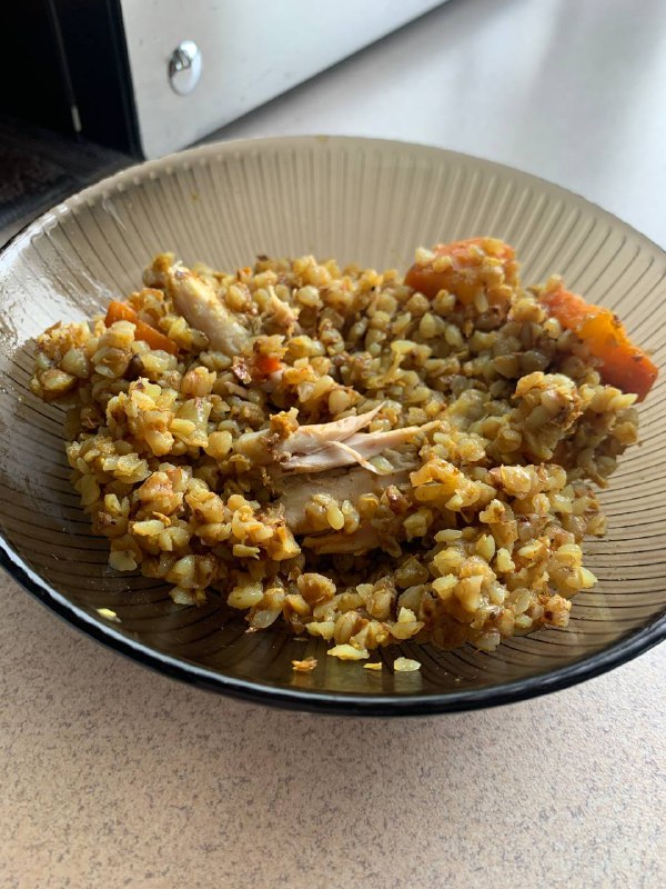 Buckwheat Cooked With Carrot And Chicken Thigh Meat