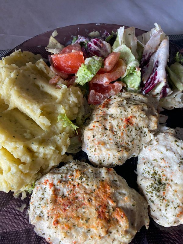 Chicken Patties with Mashed Potatoes and Salad