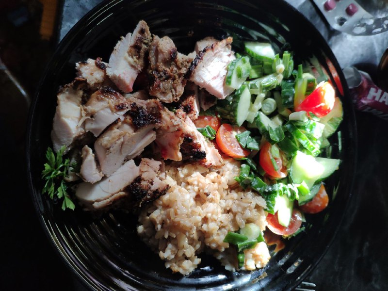 Grilled Chicken With Oatmeal And Salad