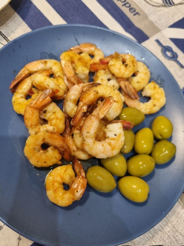 Sautéed Shrimp With Olives