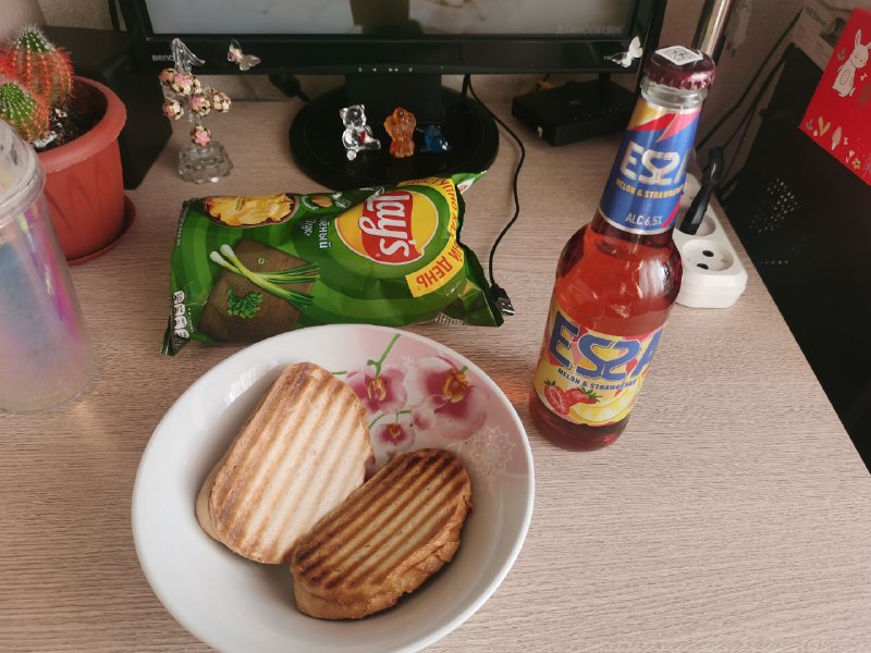 Toasted Sandwich And Snacks