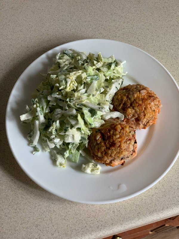 Rice And Meatballs With Coleslaw