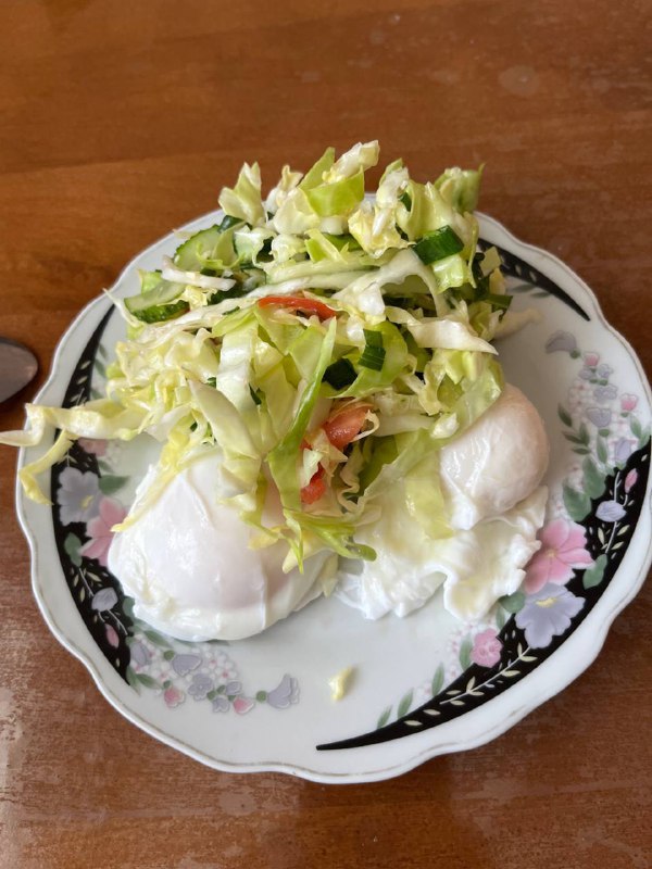 Poached Eggs with Mixed Salad