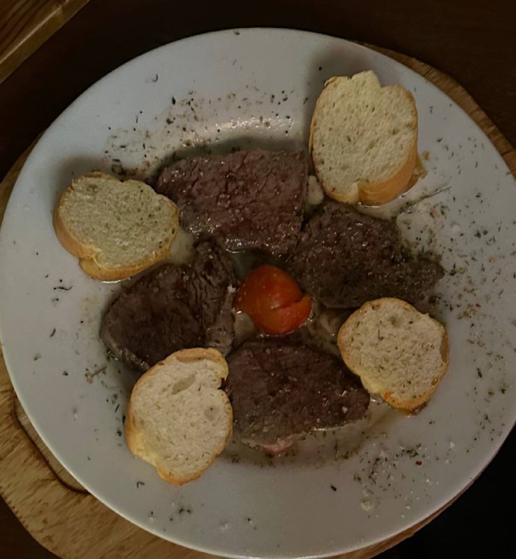 Steak With Bread And Tomato