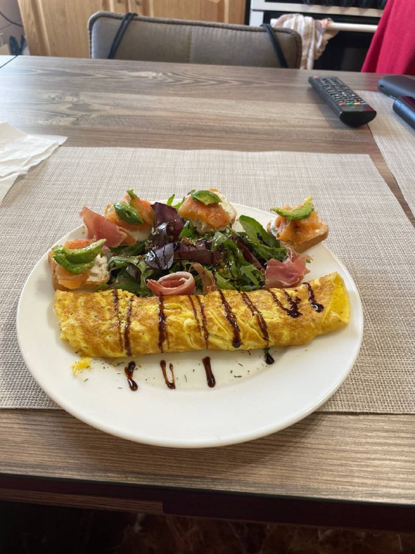 Smoked Salmon Omelette With Salad