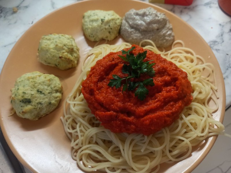Spaghetti With Red Sauce And Side Dishes