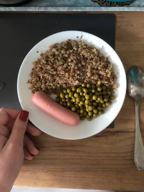 Buckwheat Porridge With Peas And A Hot Dog