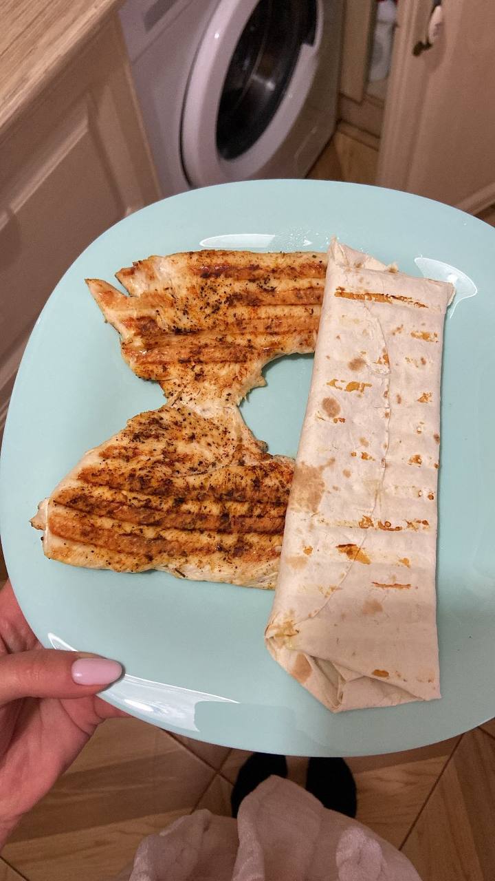 Grilled Chicken Breast With Tortilla Wrap