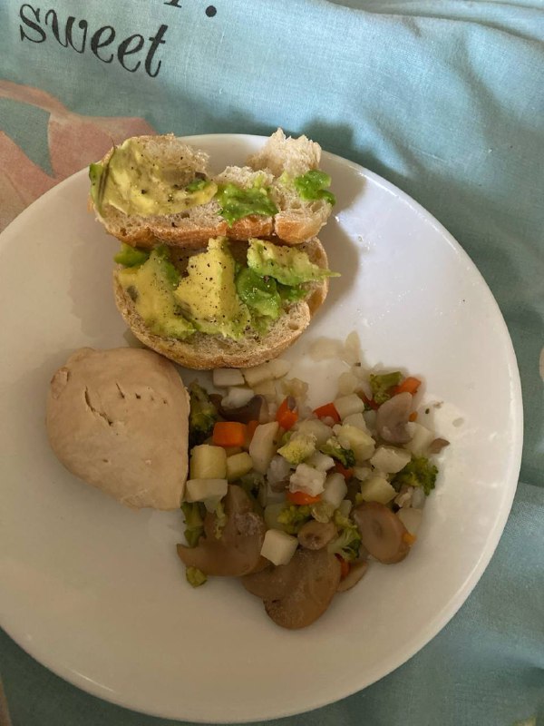 Avocado Toast With Mixed Vegetables And Chicken