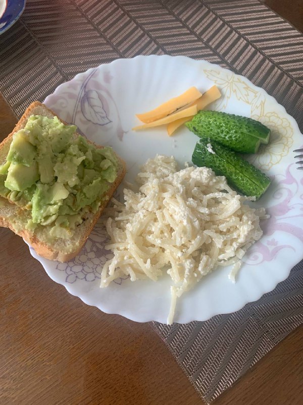 Avocado Toast With Cheese And Cucumber