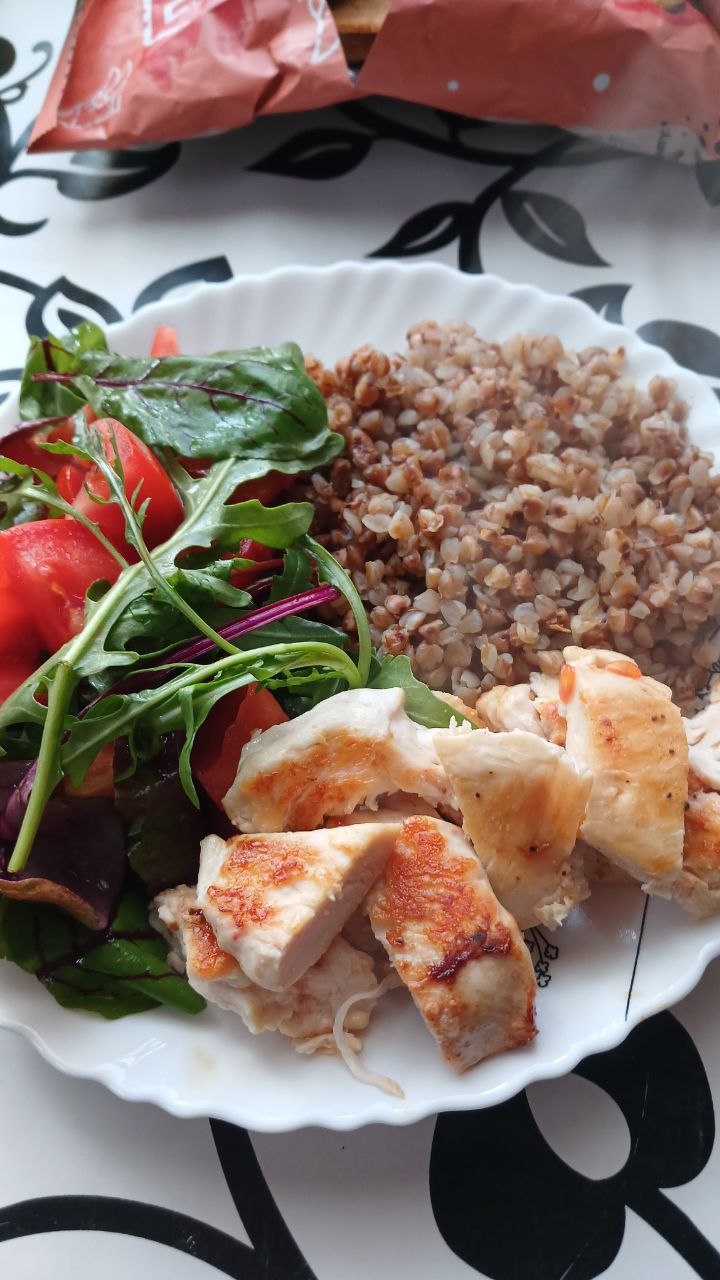 Grilled Chicken With Buckwheat And Salad