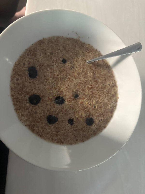 Oatmeal With Blueberries