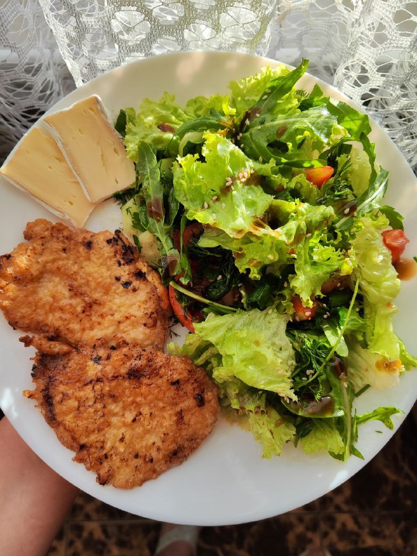 Chicken Cutlet With Side Salad