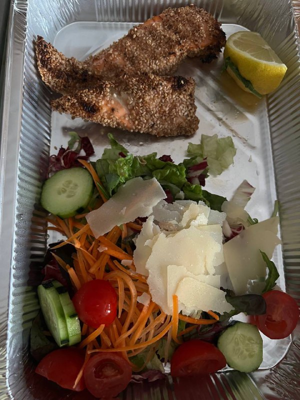 Baked Salmon With Mixed Salad