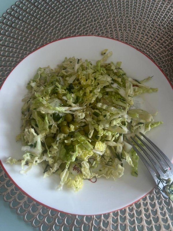 Green Pea And Cabbage Salad With Olive Oil, No Mayonnaise