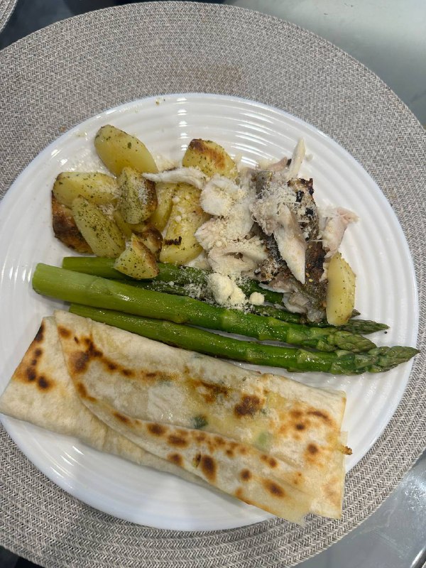 Grilled Fish With Roasted Potatoes, Asparagus, And Flatbread
