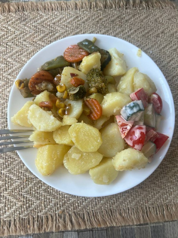 Boiled Potatoes With Mixed Vegetables And Salad