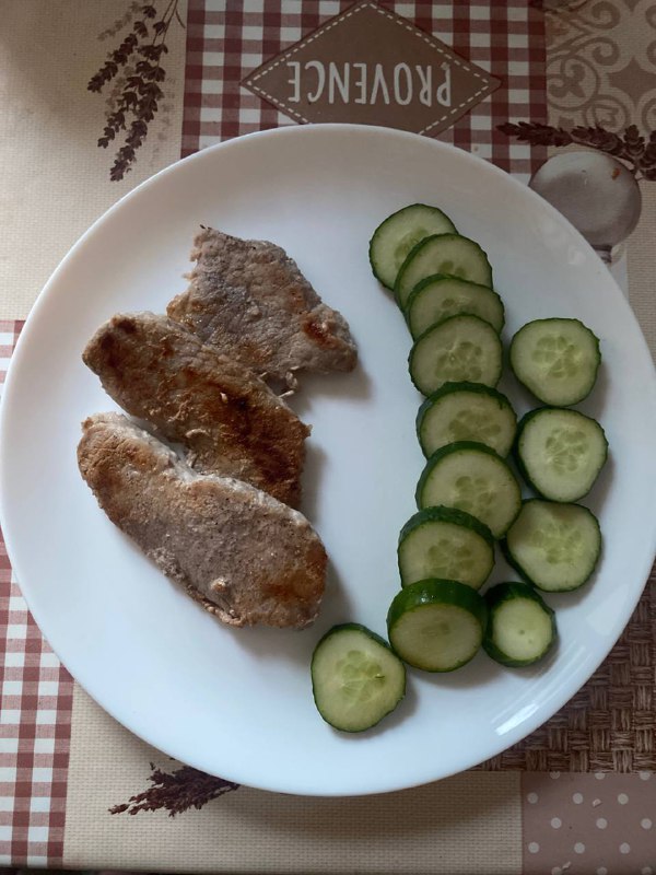 Fried Fish With Sliced Cucumbers
