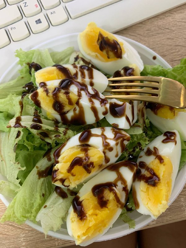 Boiled Egg Salad With Balsamic Reduction