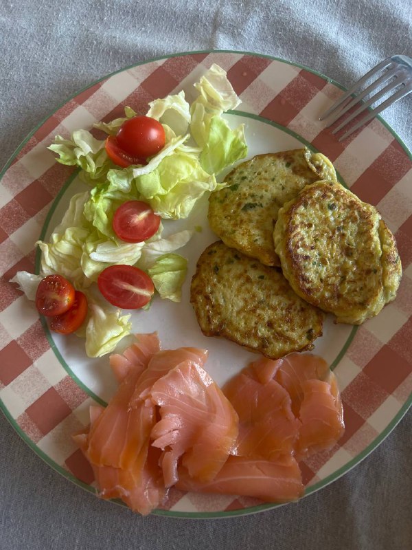 Vegetable Fritters with Smoked Salmon and Salad