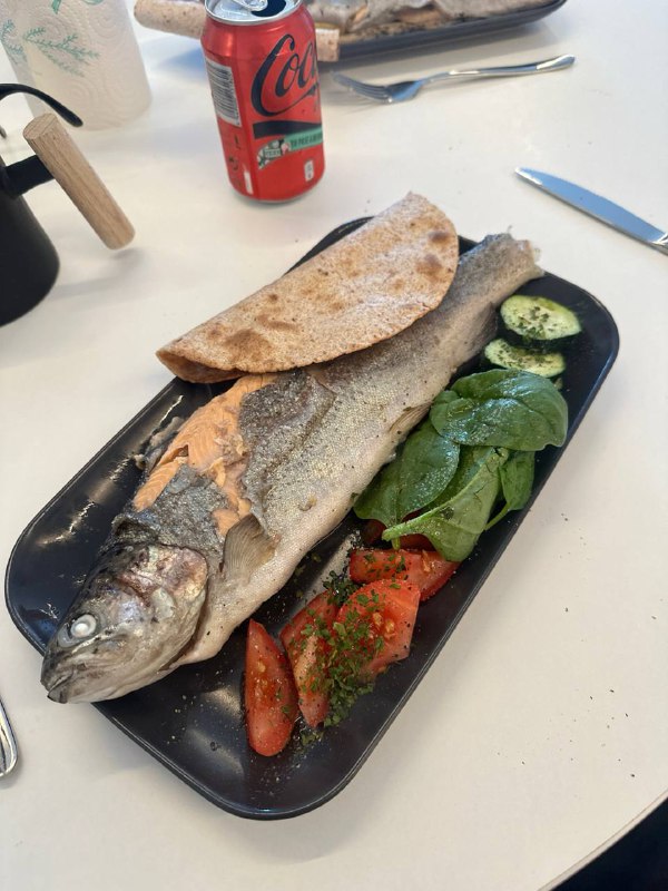 Grilled Fish With Vegetables And Flatbread