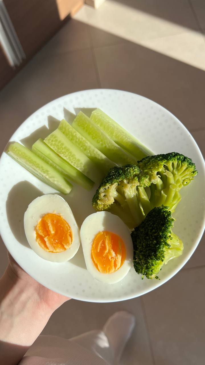 Egg, Cucumber, and Broccoli Plate