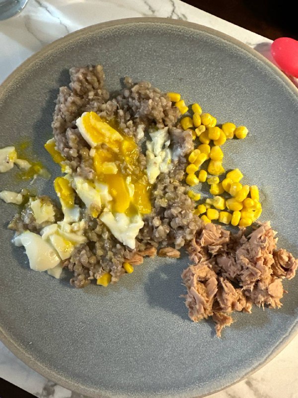 Buckwheat Porridge With Egg, Tuna, And Corn