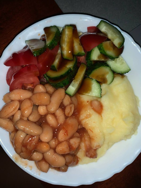 Beans With Mashed Potatoes And Cucumber-tomato Salad