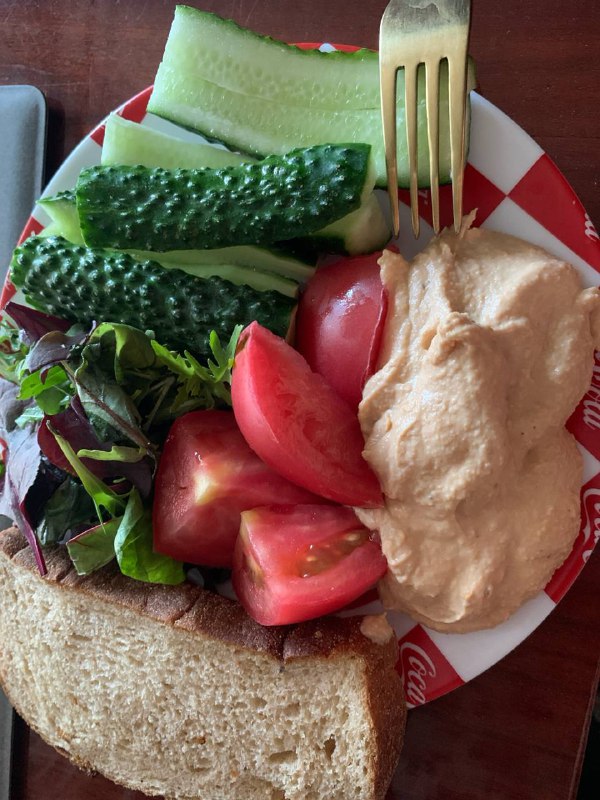 Hummus And Vegetables Plate