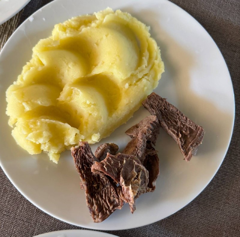 Mashed Potatoes With Beef Jerky