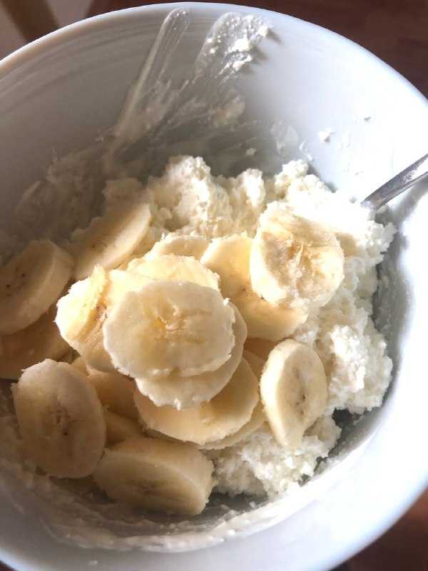 Cottage Cheese With Bananas